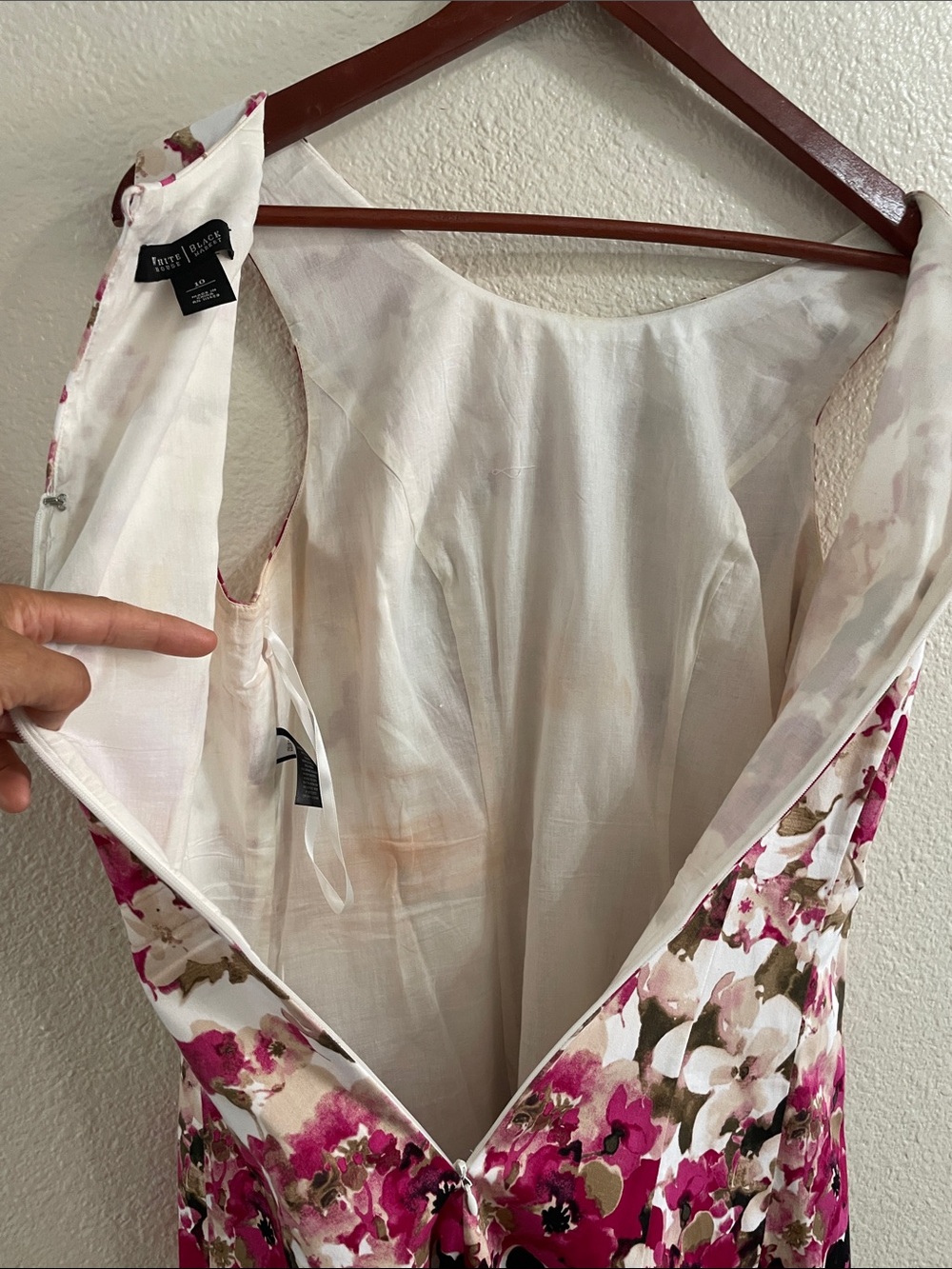 White House Black Market Size: 10 Cream Dress with Pink Floral Print w/ pockets - Picture 15 of 16